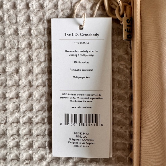 NWT BÉIS ID Crossbody - Picture 4 of 9